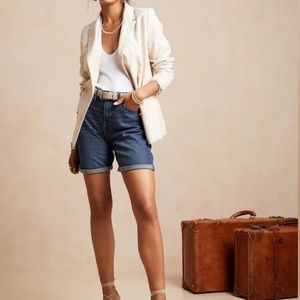 Banana Republic Bermuda Denim Shorts. Size 4.